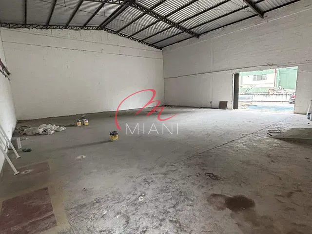 Galpão / Barracão para alugar, no bairro Jardim Arpoador em São Paulo