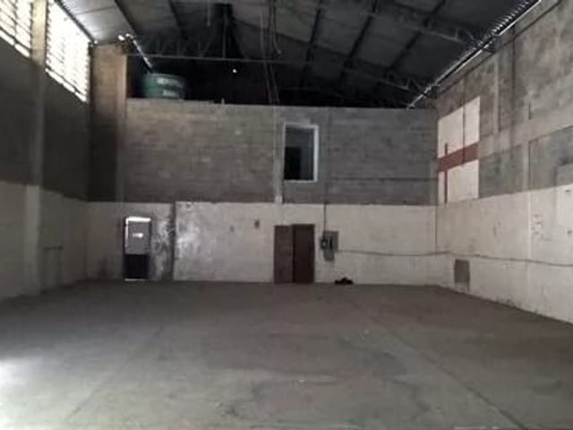 Galpão / Barracão com 1114m², à venda, no bairro Chácaras Marco em Barueri