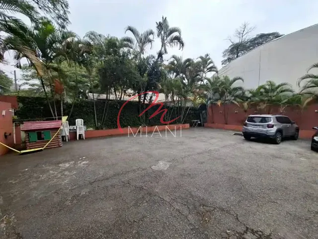 Galpão / Barracão com 900m², à venda, no bairro Butantã em São Paulo