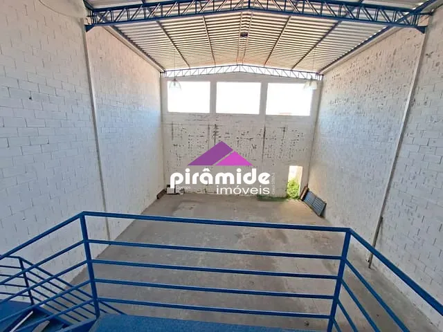 Galpão / Barracão com 250m², para alugar, no bairro Cidade Jardim em Jacareí