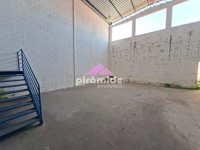 Galpão / Barracão com 250m², para alugar, no bairro Cidade Jardim em Jacareí