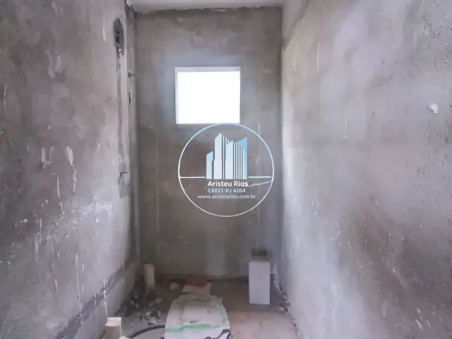 Galpão / Barracão com 240m², à venda ou para alugar, no bairro Bela Itália em Pouso Alegre