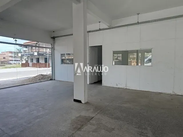 Sala para alugar, no bairro Nossa Senhora das Graças em Navegantes