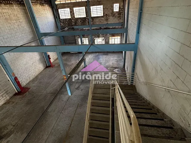Galpão / Barracão com 485m², à venda, no bairro Chácaras Reunidas em São José dos Campos