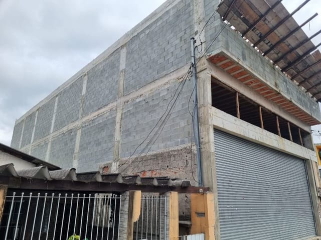 Galpão / Barracão com 650m², para alugar, no bairro Bela Vista em Osasco