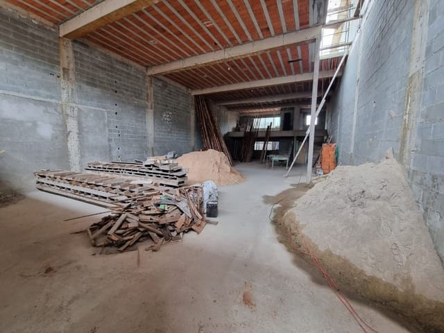 Galpão / Barracão com 650m², para alugar, no bairro Bela Vista em Osasco