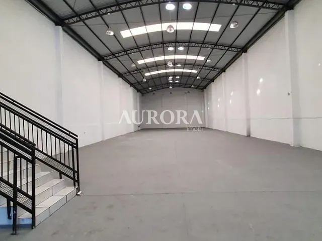Galpão / Barracão com 800m², para alugar, no bairro Andes em Londrina
