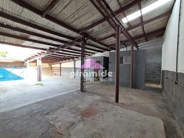 Galpão / Barracão para alugar, no bairro Vila Nair em São José dos Campos