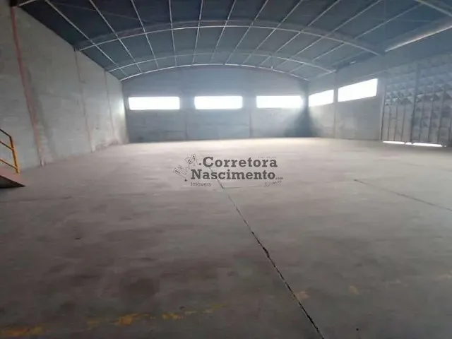 Galpão / Barracão com 1434m², à venda, no bairro Jardim Jacinto em Jacareí