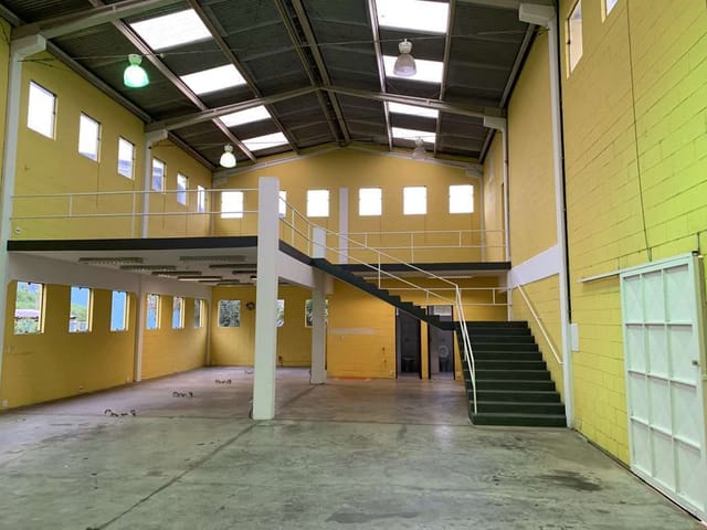 Galpão / Barracão com 1800m², à venda ou para alugar, no bairro Bairro da lagoa em Vargem Grande Paulista
