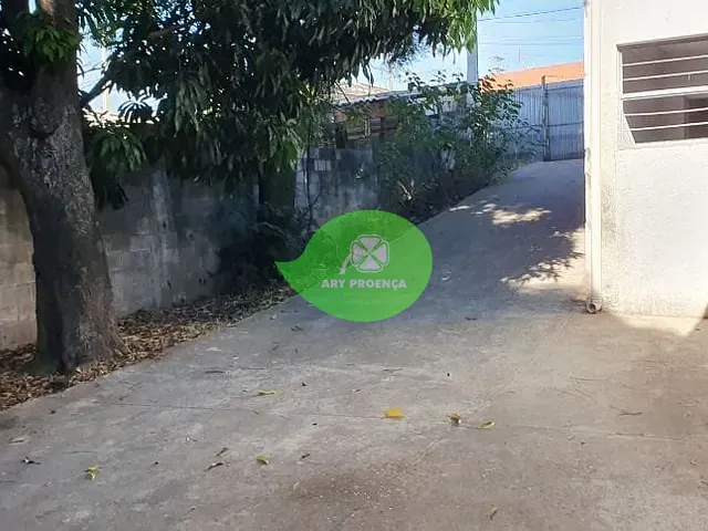 Galpão / Barracão com 500m², para alugar, no bairro Vila Fiore em Sorocaba