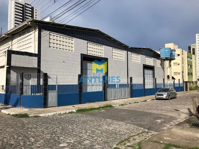 Galpão / Barracão com 900m², para alugar, no bairro Piedade em Jaboatão dos Guararapes