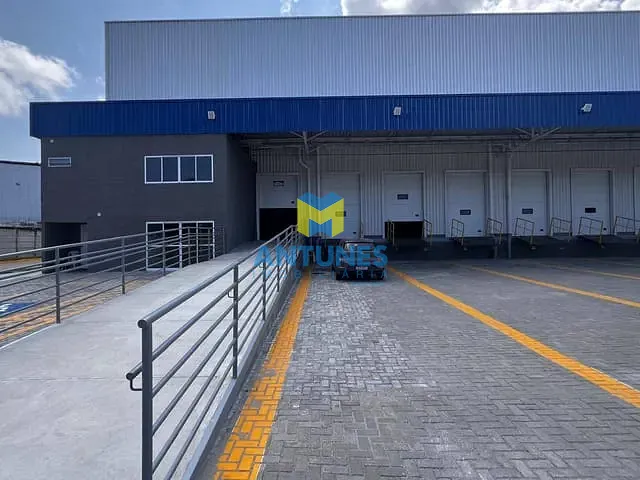 Galpão / Barracão com 10919m², para alugar, no bairro Prazeres em Jaboatão dos Guararapes