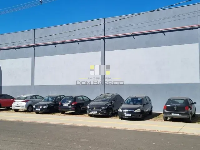 Galpão / Barracão com 3951m², para alugar, no bairro Jardim Nova Europa em Hortolândia