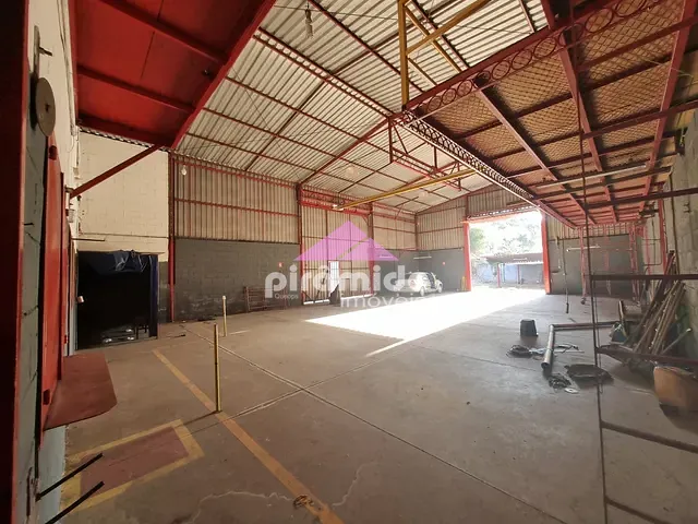 Galpão / Barracão com 1100m², à venda ou para alugar, no bairro Bom Retiro em São José dos Campos