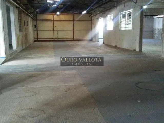 Galpão / Barracão com 1083m², à venda, no bairro Cerâmica em São Caetano do Sul