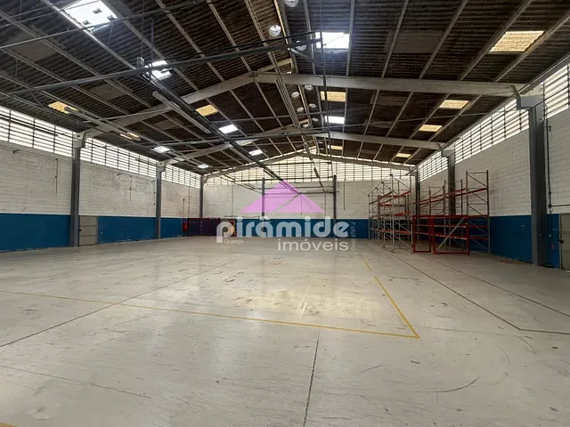 Galpão / Barracão com 1500m², à venda, no bairro Chácaras Reunidas em São José dos Campos