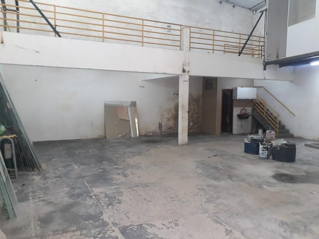 Foto do Galpão / Barracão - Galpão / Barracão para Locação 1 Vaga, 10M², Jardim Elza Amuí I, Uberaba - MG | ZUCATO IMOBILIARIA LTDA