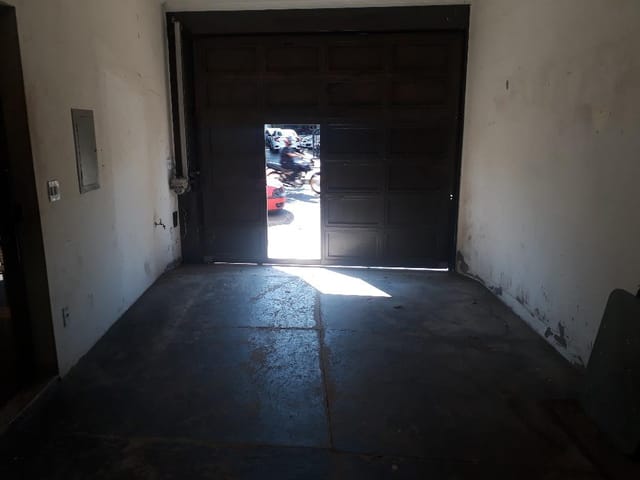 Foto do Galpão / Barracão - Galpão / Barracão para Locação 1 Vaga, 10M², Jardim Elza Amuí I, Uberaba - MG | ZUCATO IMOBILIARIA LTDA