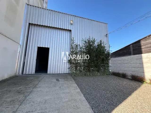 Galpão / Barracão para alugar, no bairro Dom Bosco em Itajaí