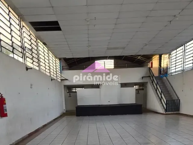 Galpão / Barracão à venda ou para alugar, no bairro Jardim Paulista em São José dos Campos