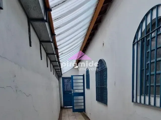 Galpão / Barracão à venda ou para alugar, no bairro Jardim Paulista em São José dos Campos