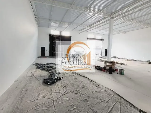 Galpão / Barracão com 470m², para alugar, no bairro Nova Cerejeiras em Atibaia
