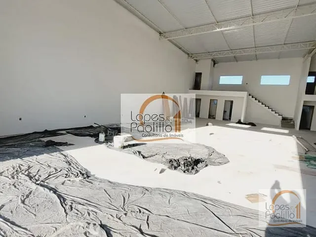 Galpão / Barracão com 470m², para alugar, no bairro Nova Cerejeiras em Atibaia