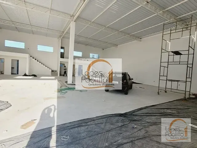 Galpão / Barracão com 470m², para alugar, no bairro Nova Cerejeiras em Atibaia