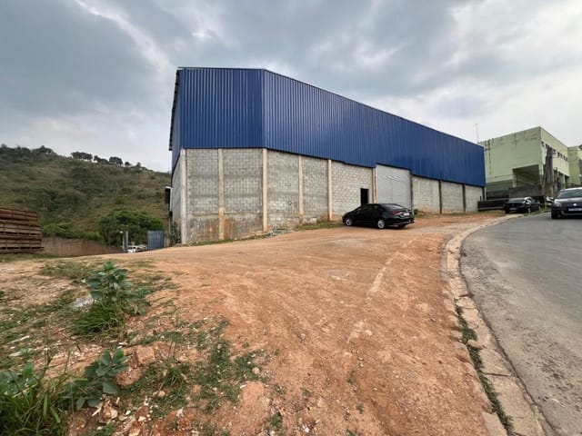 Galpão / Barracão com 700m², para alugar, no bairro Panorama (Polvilho) em Cajamar
