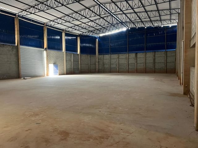 Galpão / Barracão com 700m², para alugar, no bairro Panorama (Polvilho) em Cajamar
