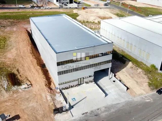 Galpão / Barracão com 1217m², para alugar, no bairro Jardim Nova Europa em Hortolândia