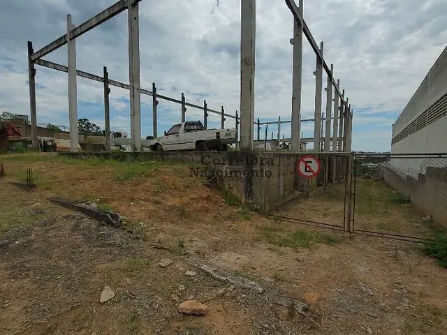 Galpão / Barracão com 1619m², à venda, no bairro Villa Branca em Jacareí
