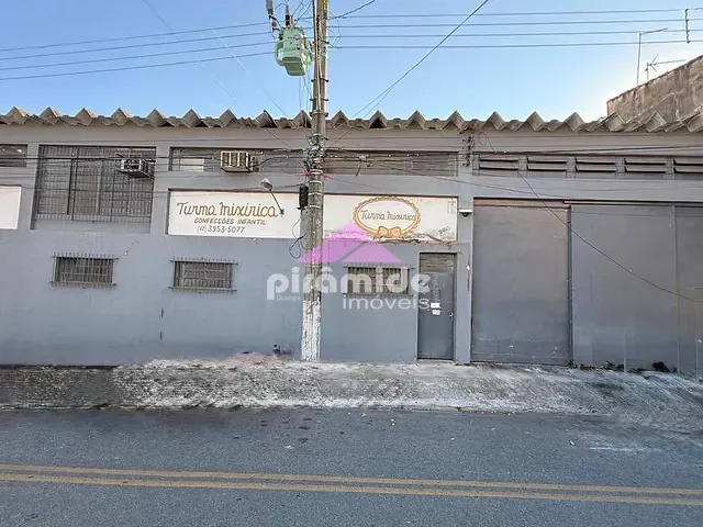 Galpão / Barracão com 467m², para alugar, no bairro Parque Itamarati em Jacareí