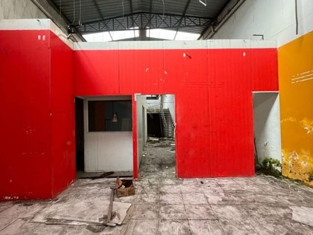 Galpão / Barracão com 503m², à venda, no bairro Bussocaba em Osasco