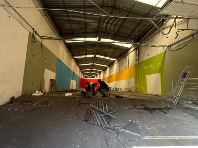 Galpão / Barracão com 503m², à venda, no bairro Bussocaba em Osasco