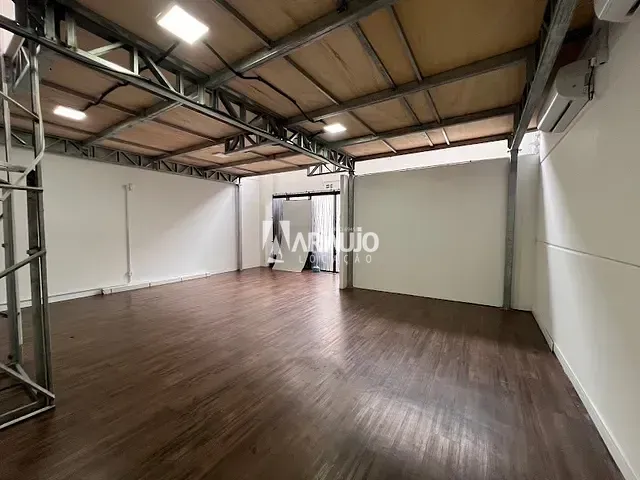 Sala para alugar, no bairro Dom Bosco em Itajaí
