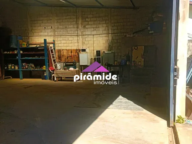 Galpão / Barracão com 300m², para alugar, no bairro Jardim Santa Maria em São José dos Campos