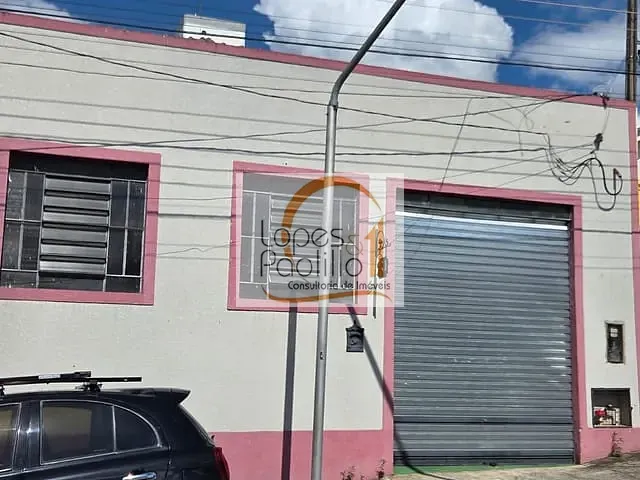 Galpão / Barracão com 140m², para alugar, no bairro Jardim Brasil em Atibaia