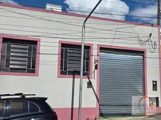 Galpão / Barracão com 140m², para alugar, no bairro Jardim Brasil em Atibaia