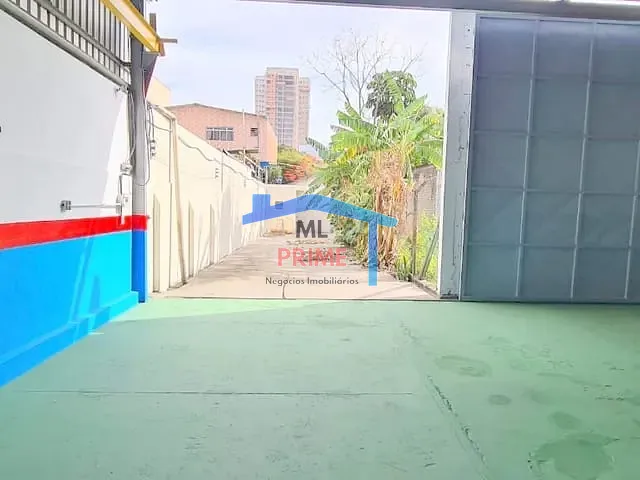 Galpão / Barracão com 550m², para alugar, no bairro Ipiranga em São Paulo