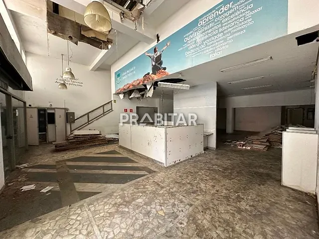 Galpão / Barracão com 318m², para alugar, no bairro Vila Romana em São Paulo