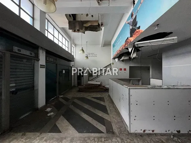 Galpão / Barracão com 318m², para alugar, no bairro Vila Romana em São Paulo