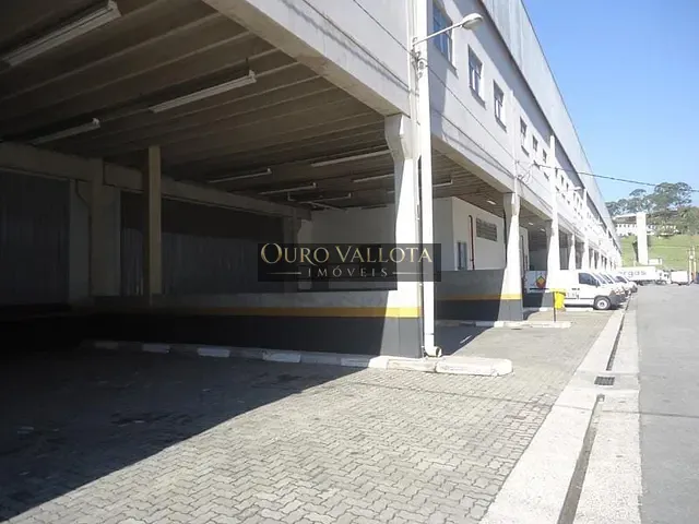 Galpão / Barracão com 1300m², para alugar, no bairro Jardim Itaquiti em Barueri