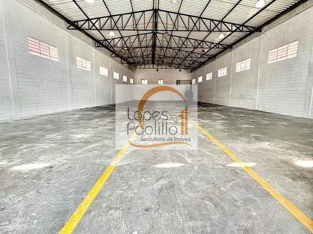 Galpão / Barracão com 1700m², para alugar, no bairro Guaxinduva em Atibaia
