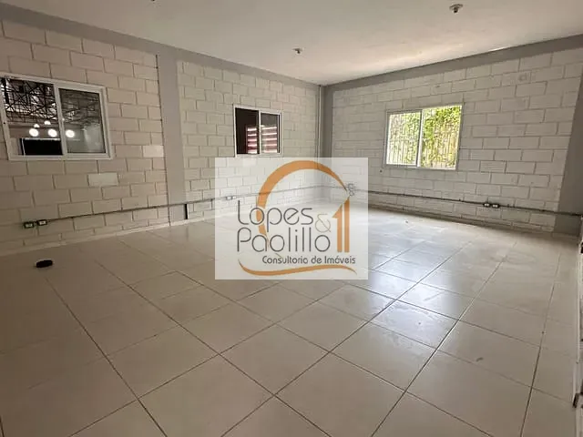 Galpão / Barracão com 1700m², para alugar, no bairro Guaxinduva em Atibaia