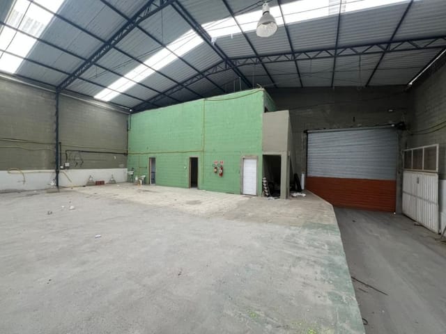 Galpão / Barracão com 1200m², para alugar, no bairro Ipês (Polvilho) em Cajamar