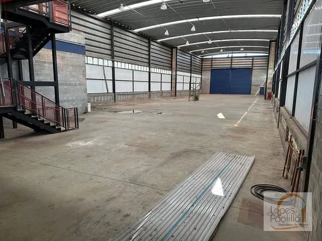 Galpão / Barracão com 6500m², à venda ou para alugar, no bairro Boa Vista em Atibaia