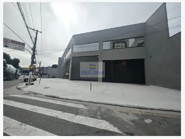 Galpão / Barracão com 450m², para alugar, no bairro Assunção em São Bernardo do Campo