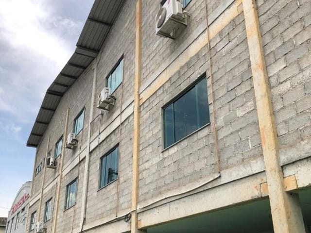 Galpão / Barracão com 1572m², para alugar, no bairro Paraíso (Polvilho) em Cajamar